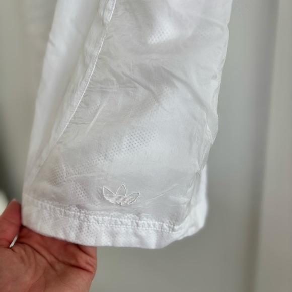 Adidas Original Nylon Women's White Athletic Shorts Drawstring Pockets Lined L - Picture 3 of 13